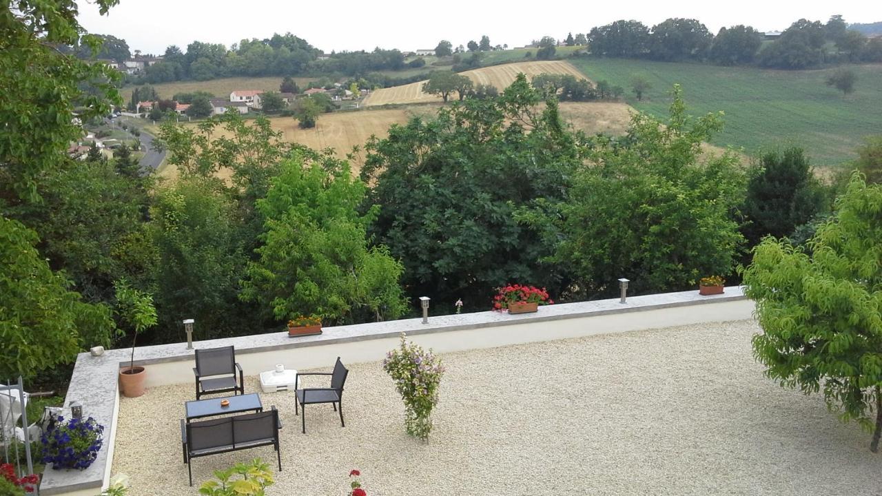 Bed and Breakfast Montismaurelli Montmoreau Екстер'єр фото
