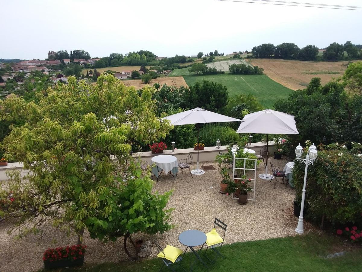 Bed and Breakfast Montismaurelli Montmoreau Екстер'єр фото